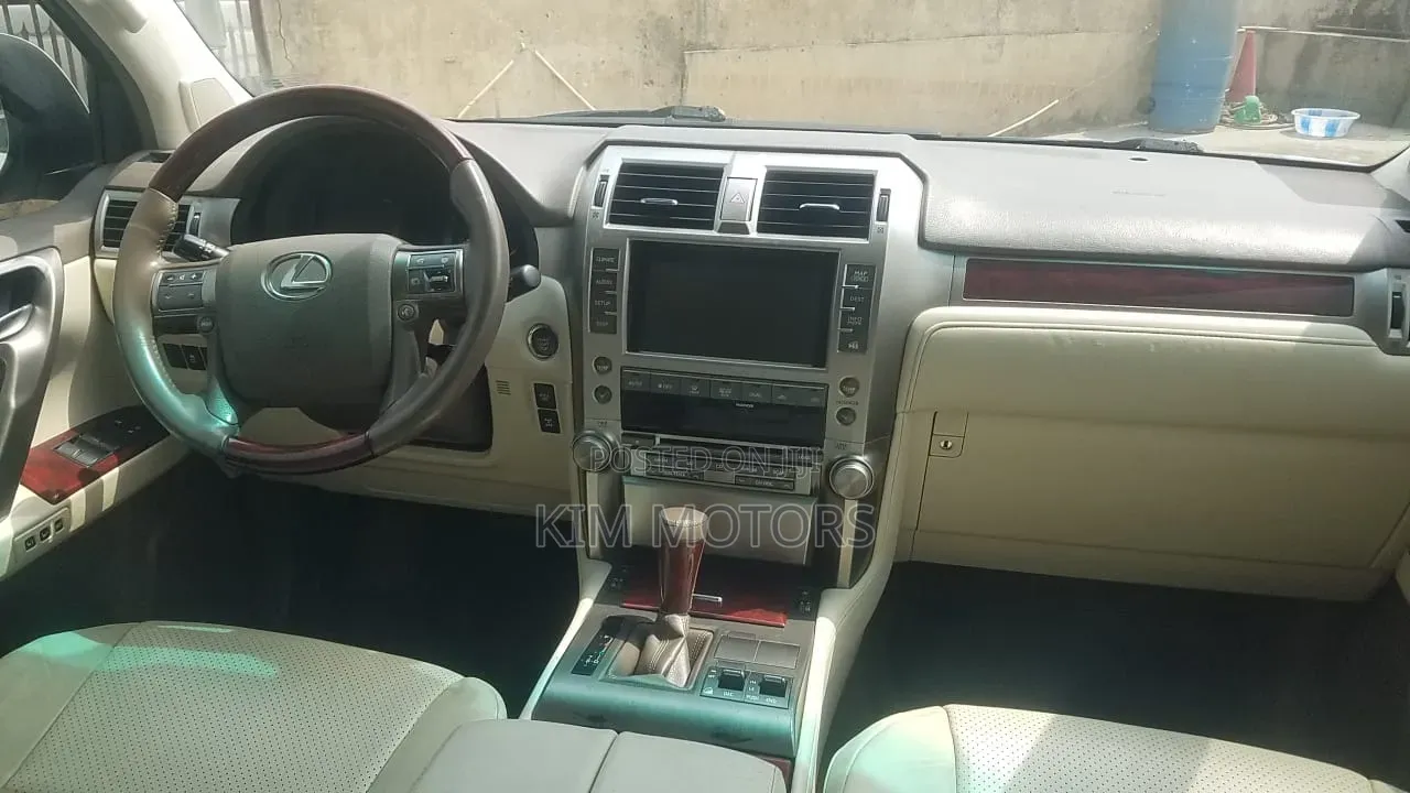 Lexus GX 2014 White