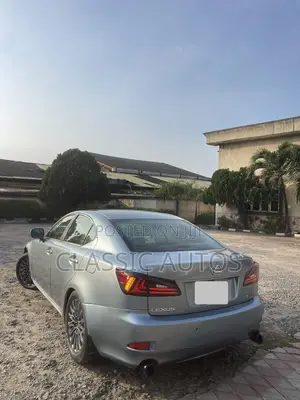 Lexus IS 2008 Blue