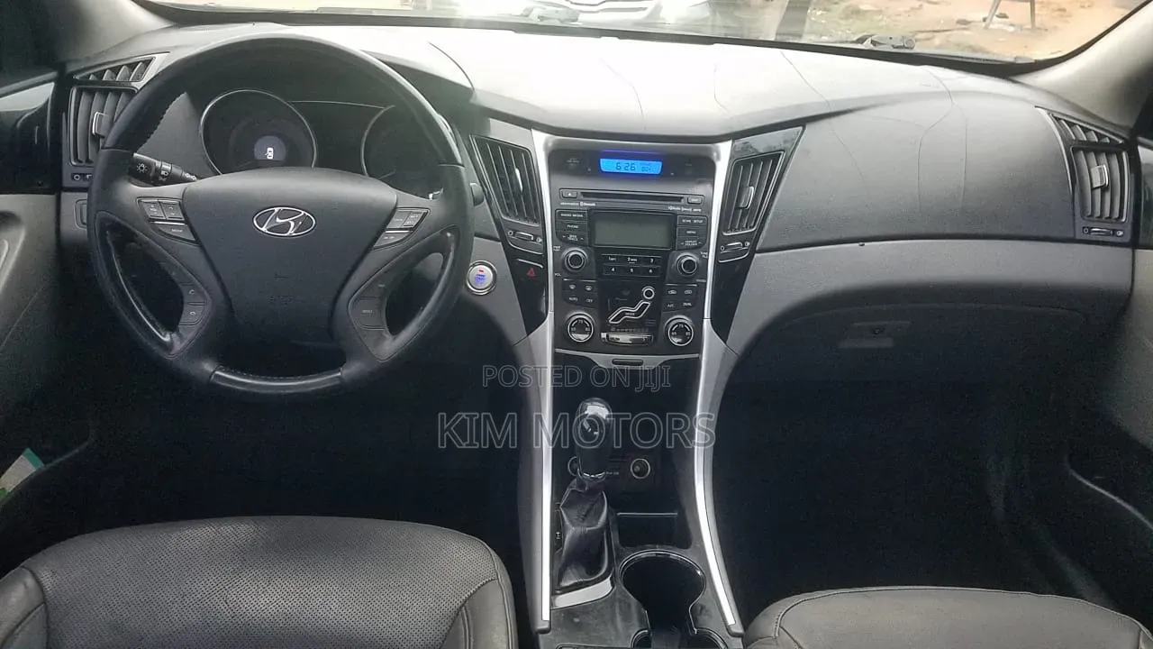 Hyundai Sonata 2013 Blue