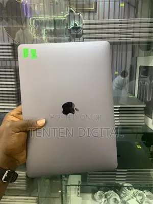 Laptop Apple MacBook Pro 2020 16GB Apple M1 SSD 1T