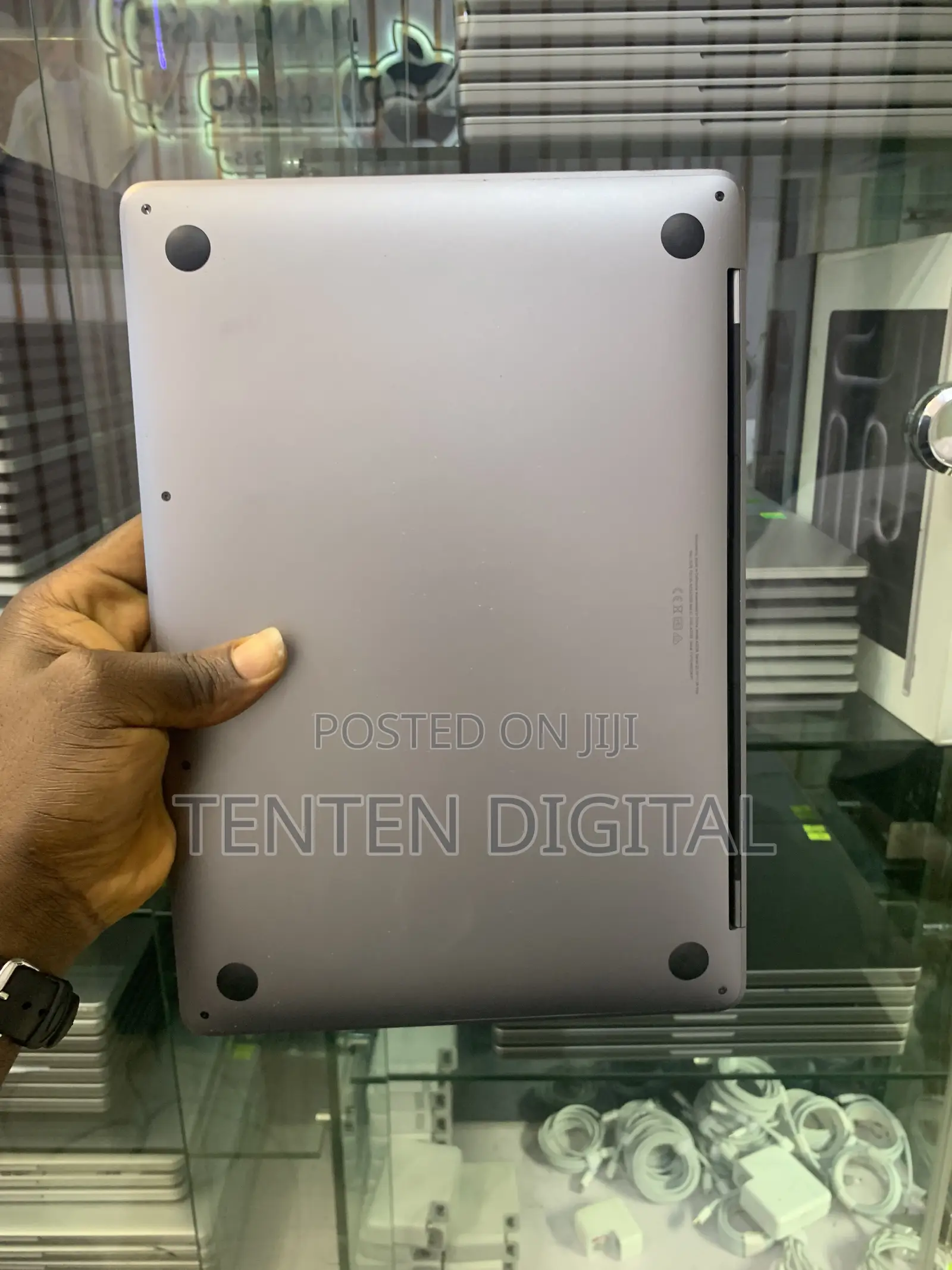 Laptop Apple MacBook Pro 2020 16GB Apple M1 SSD 1T