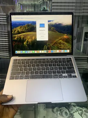 Laptop Apple MacBook Pro 2020 16GB Apple M1 SSD 1T