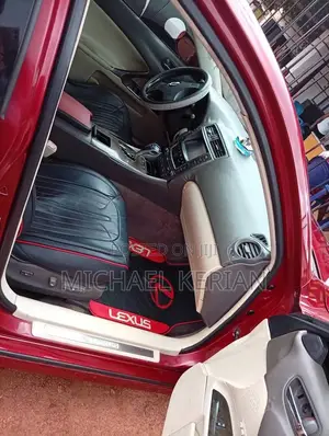 Lexus IS 2010 Red