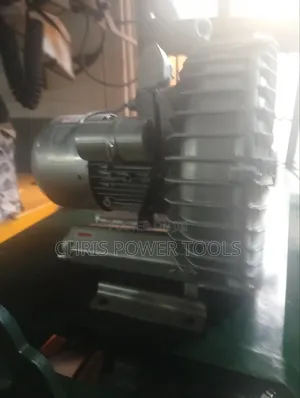 Eguzus Blower
