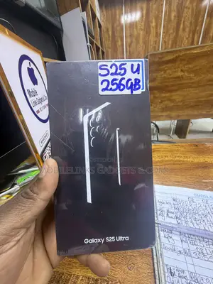 New Samsung Galaxy S25 Ultra 256 GB Black