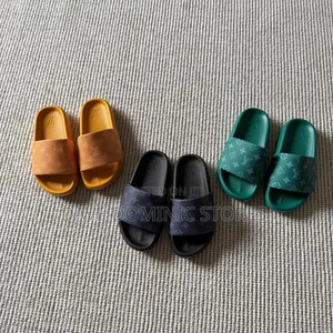 Original Louis Vuitton Waterfront Mules