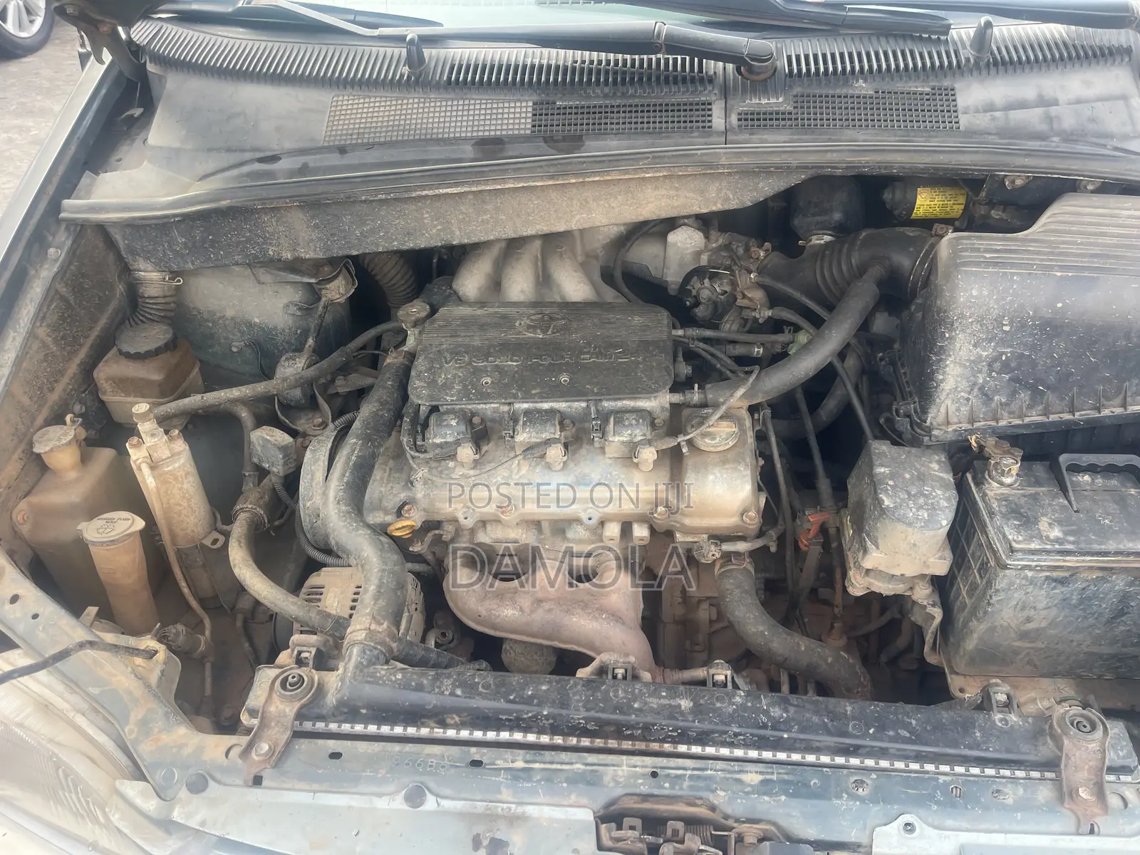 Toyota Sienna 2000 Gray