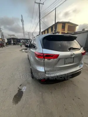Toyota Highlander 2017