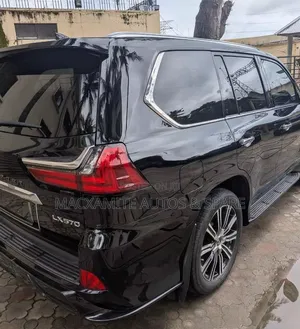 Lexus LX 2019 Black