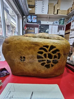 Tundra Rock Speaker TGS-82100