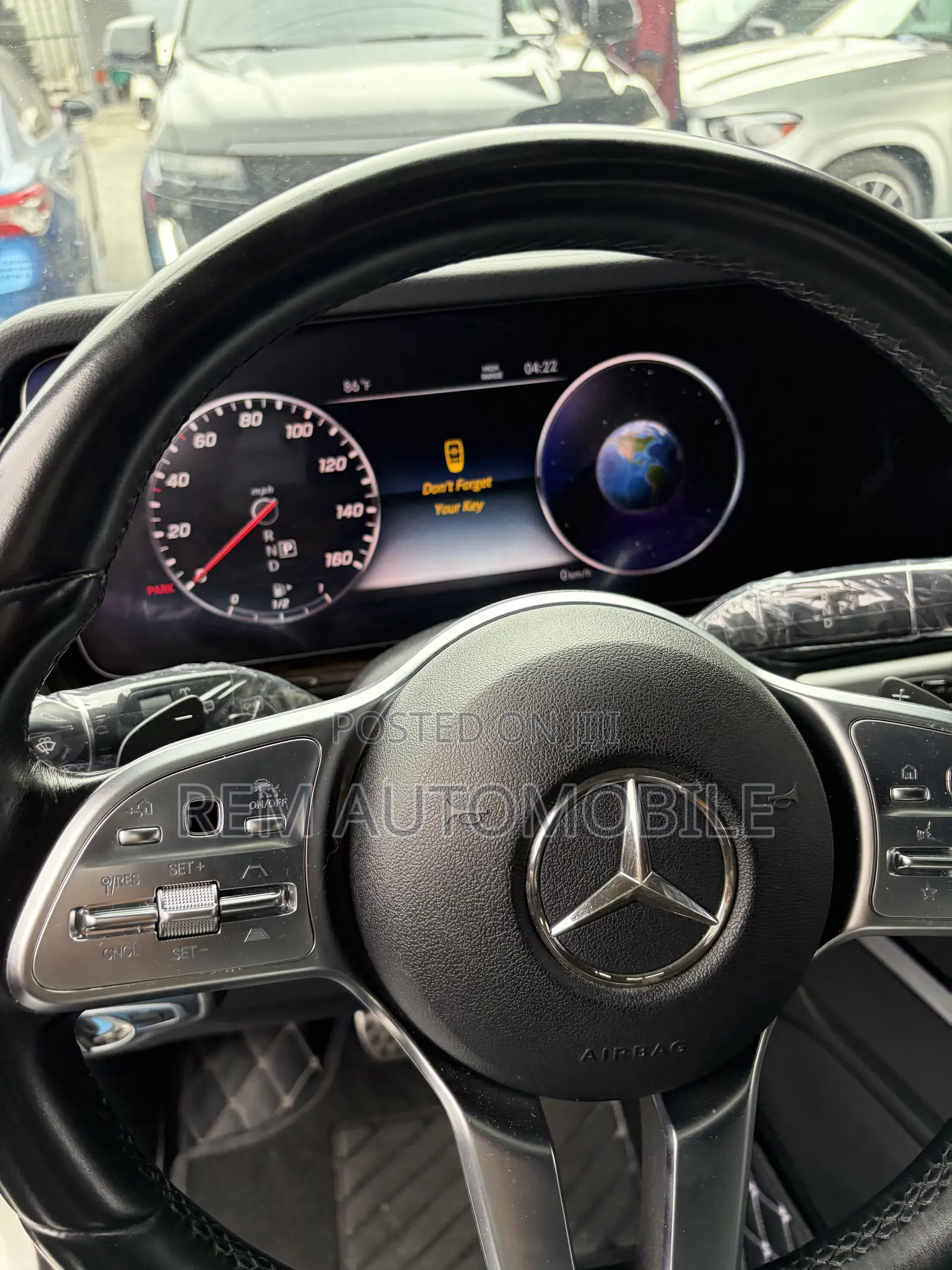 Mercedes-Benz G-Class 2019 White