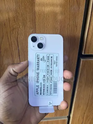 Apple iPhone 13 128 GB White
