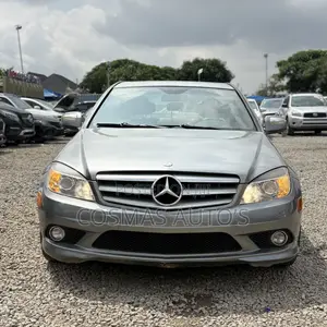 Mercedes-Benz C300 Luxury 4Matic Sedan AWD (3.0L 6cyl 7A) 2010 Gray