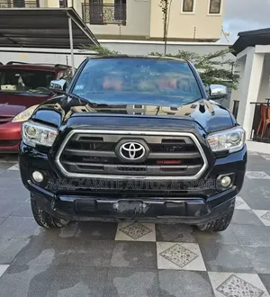 Toyota Tacoma 2017 Black