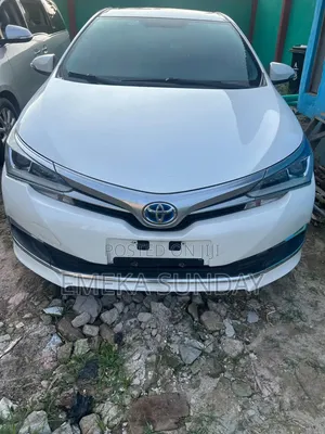 Toyota Corolla 2017 White