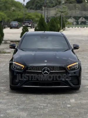 Mercedes-Benz E350 2022 Black