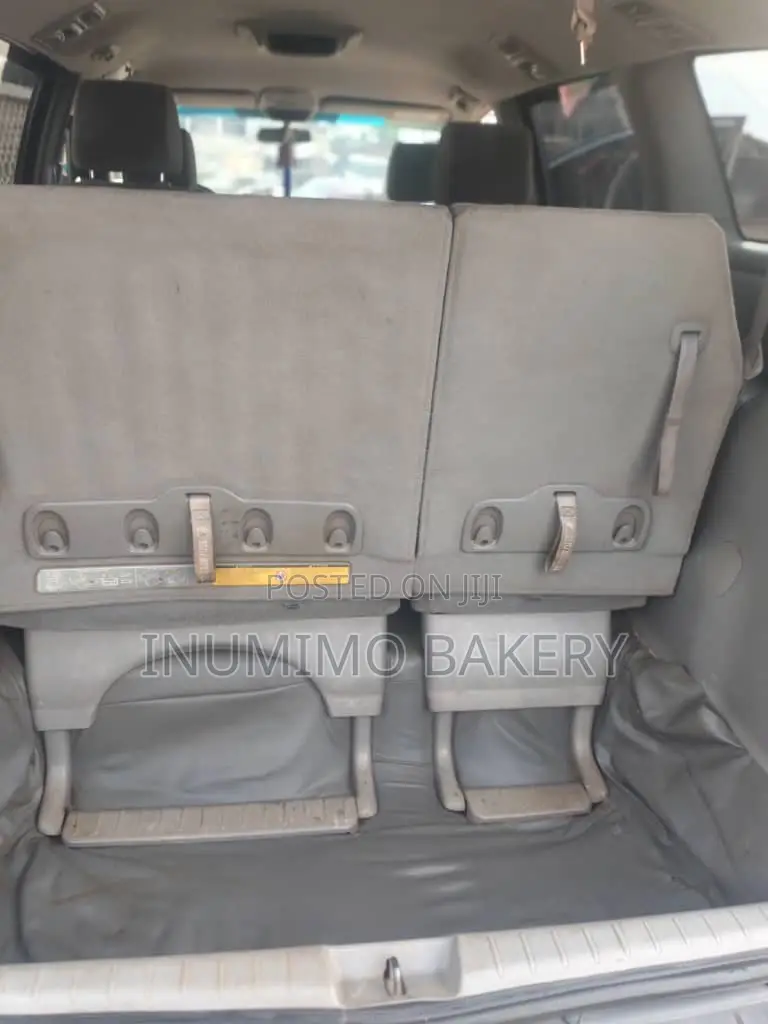 Toyota Sienna CE 2005 Gold