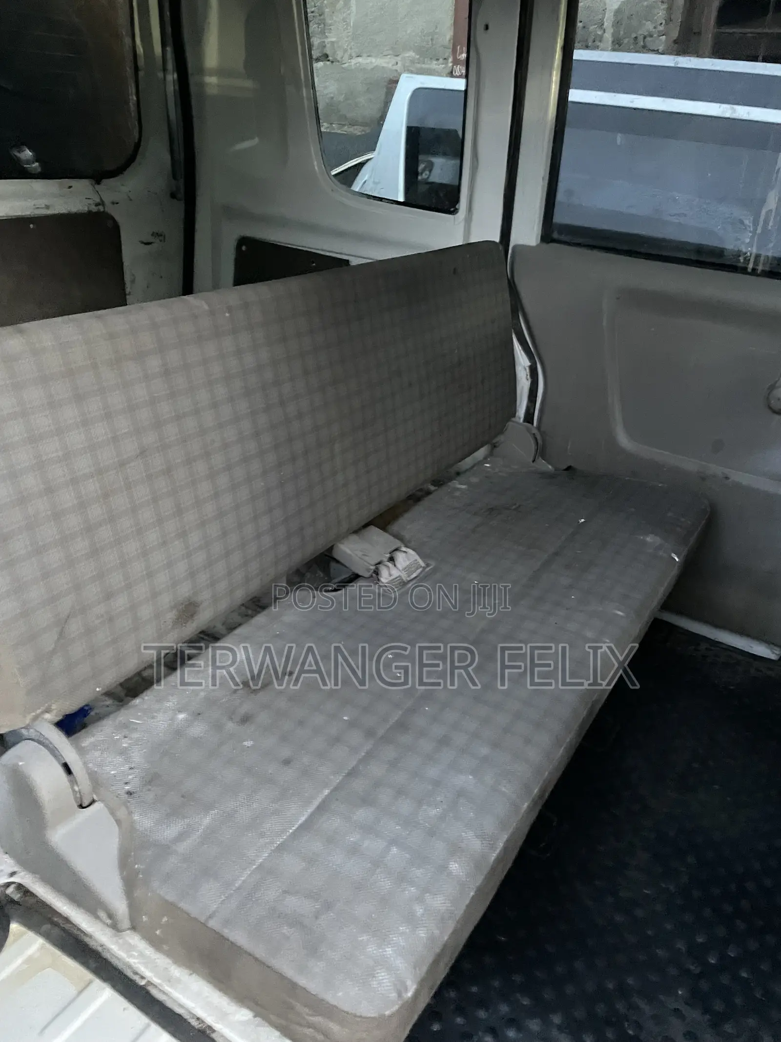 Suzuki Every 2012 White