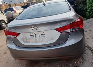 Hyundai Elantra 2012 Gray