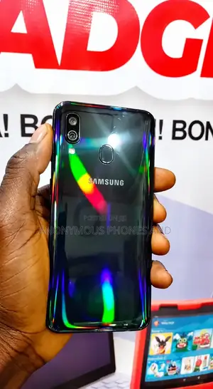 Samsung Galaxy A40 64 GB