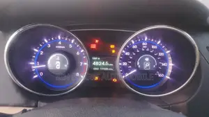 Hyundai Sonata 2011 Gold