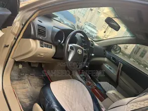 Toyota Highlander 2008 Gold