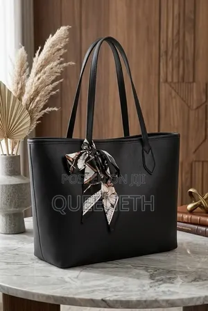 Large Capacity Tote Bag