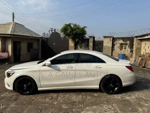 Mercedes-Benz CLA-Class CLA 250 4MATIC Sedan 2018 White