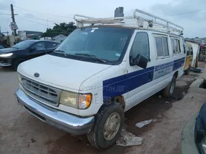 Ford Transit 1996 White