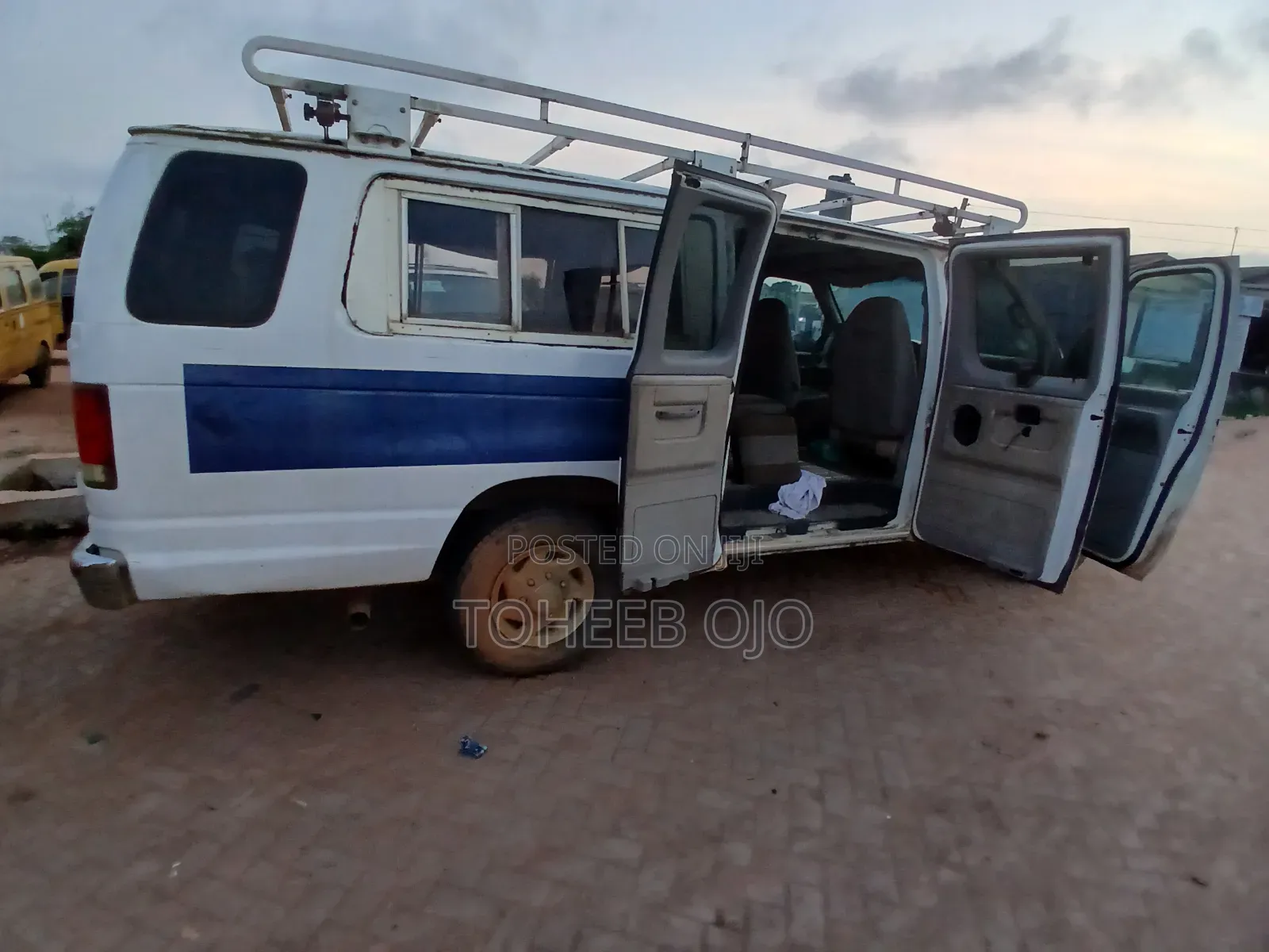 Ford Transit 1996 White