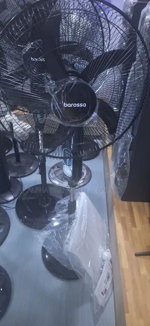 Barossa 18" Rechargeable Solar Fan