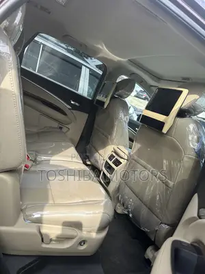 Acura MDX Advance and Entertainment Packages 4dr SUV (3.5L 6cyl 6A)