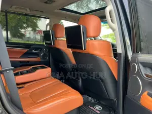 Lexus LX 570 (5 seats) AWD 2017 Black