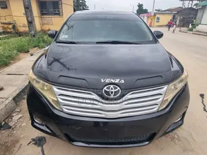Toyota Venza LE 2009 Black