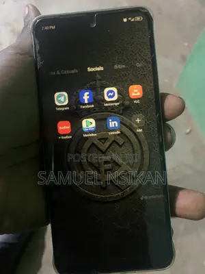 Infinix Smart 8 64 GB Blue