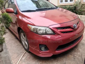Toyota Corolla 2013 Red