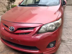 Toyota Corolla 2013 Red