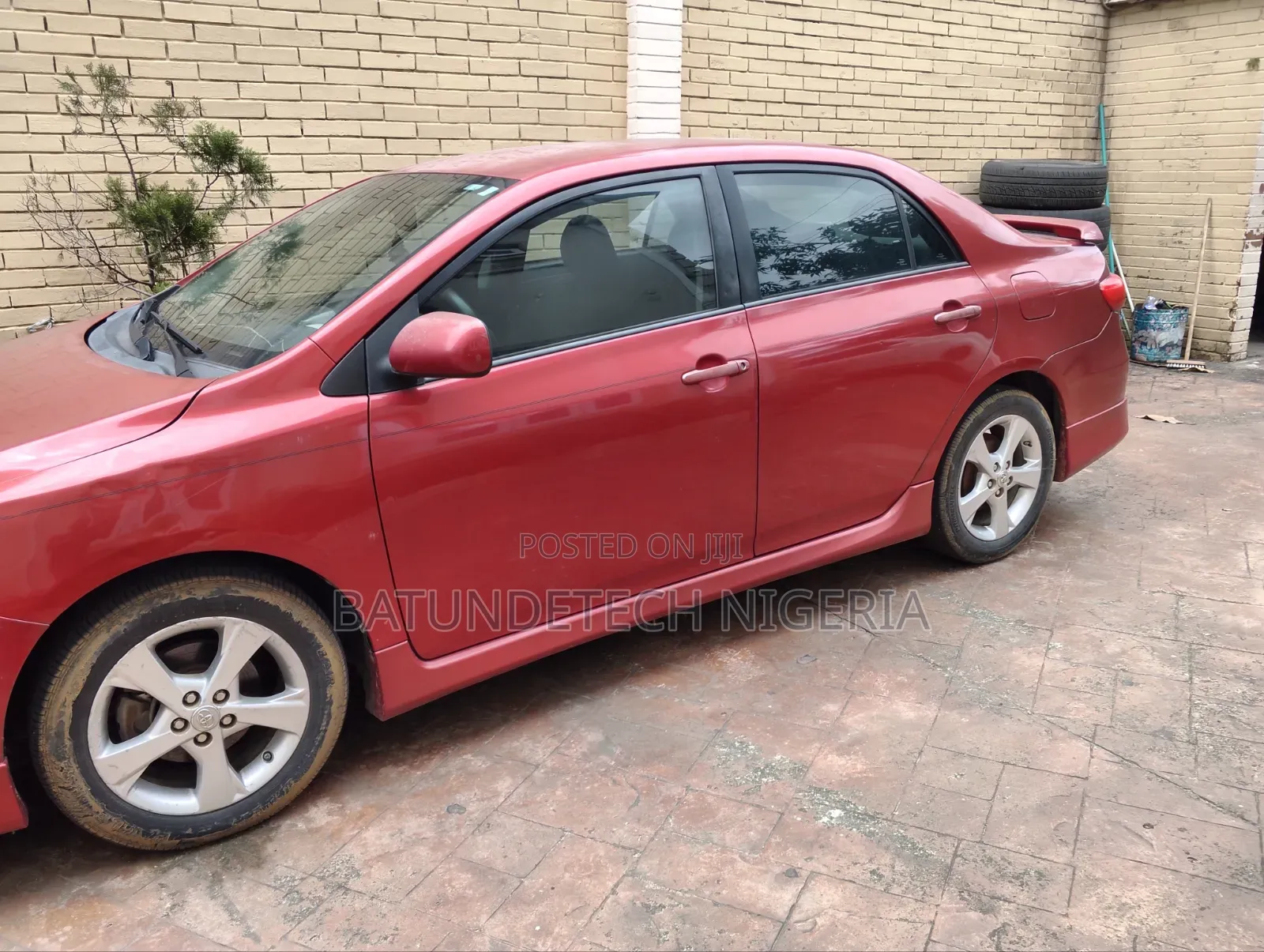 Toyota Corolla 2013 Red