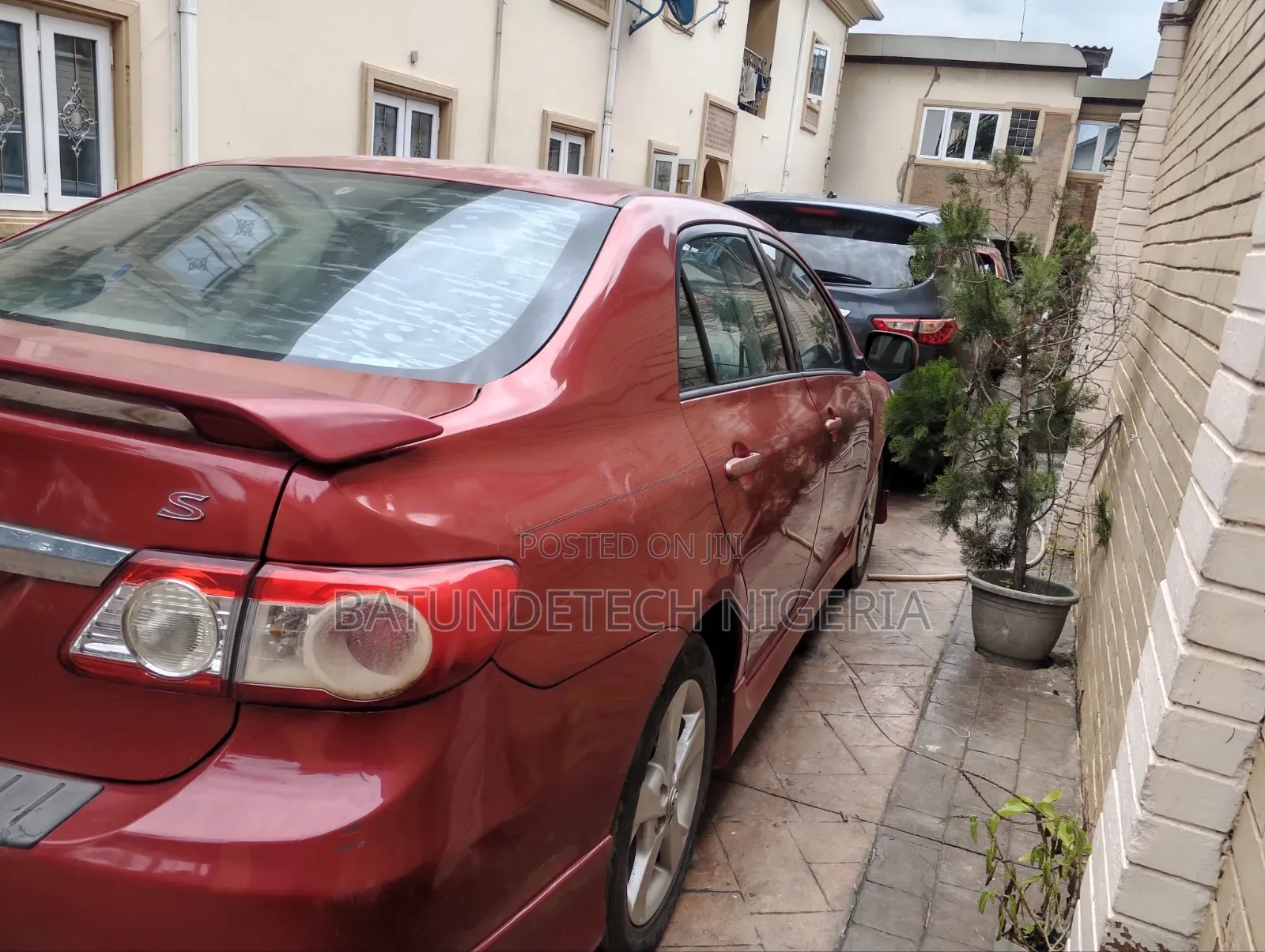Toyota Corolla 2013 Red