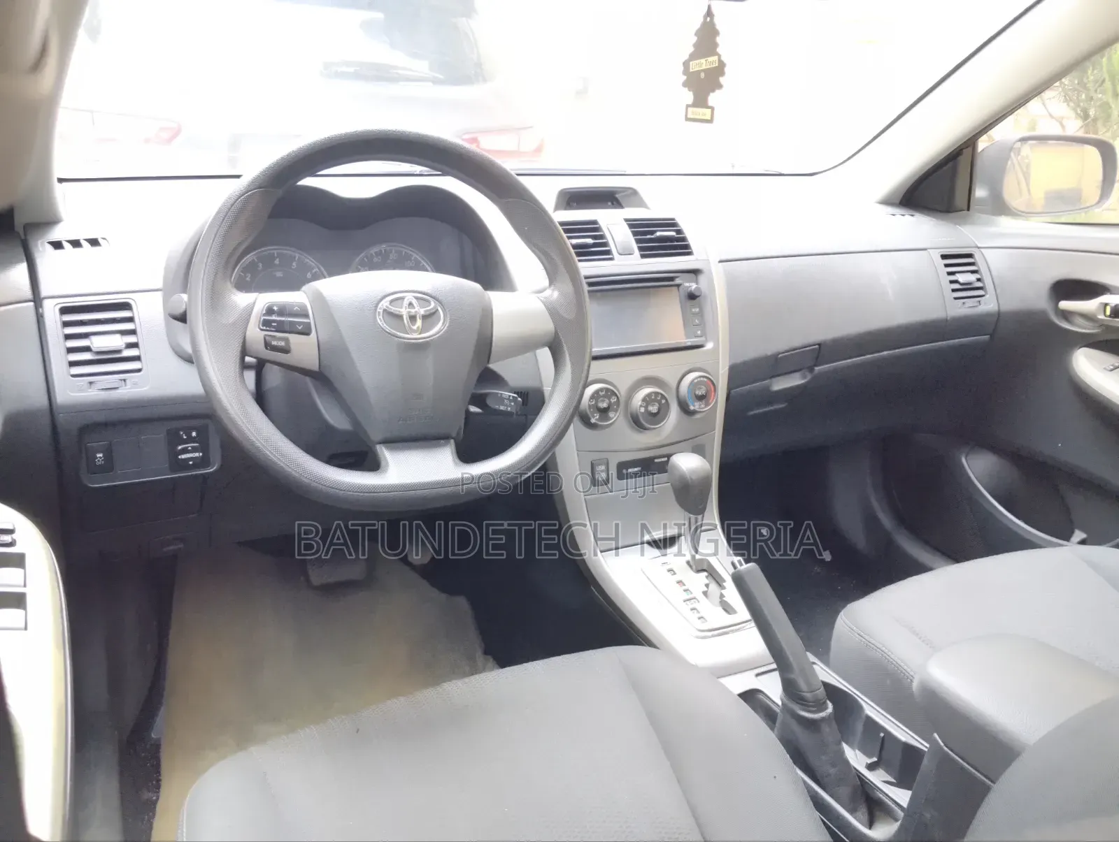 Toyota Corolla 2013 Red