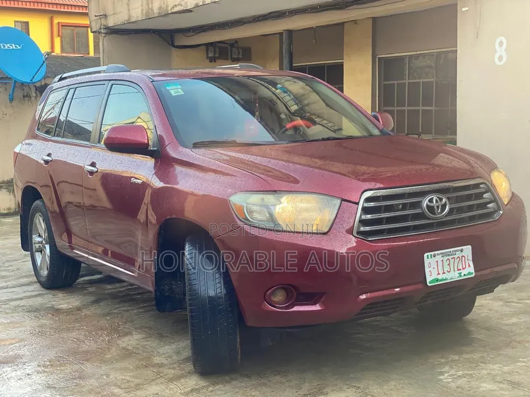 Toyota Highlander 2009 Red