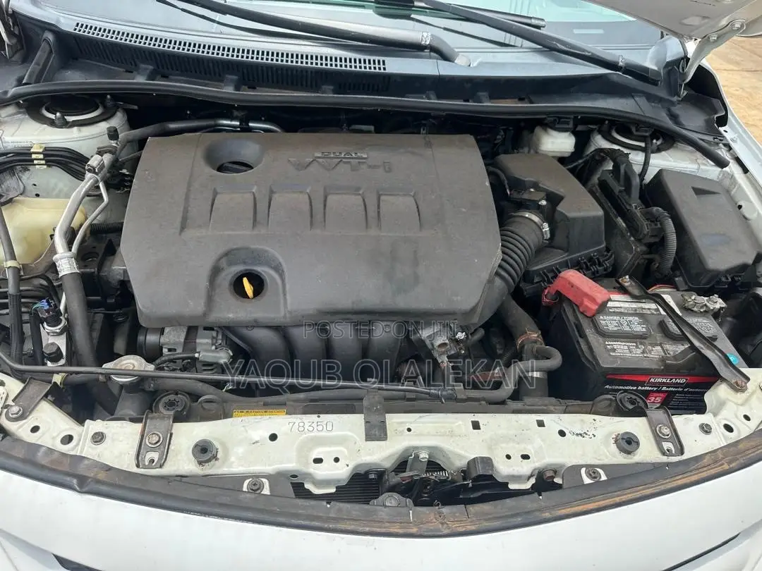 Toyota Corolla 2011 White