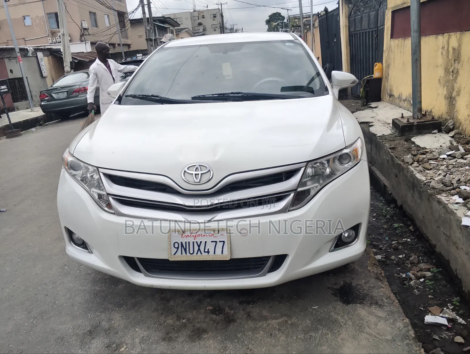 Toyota Avanza 2015 White
