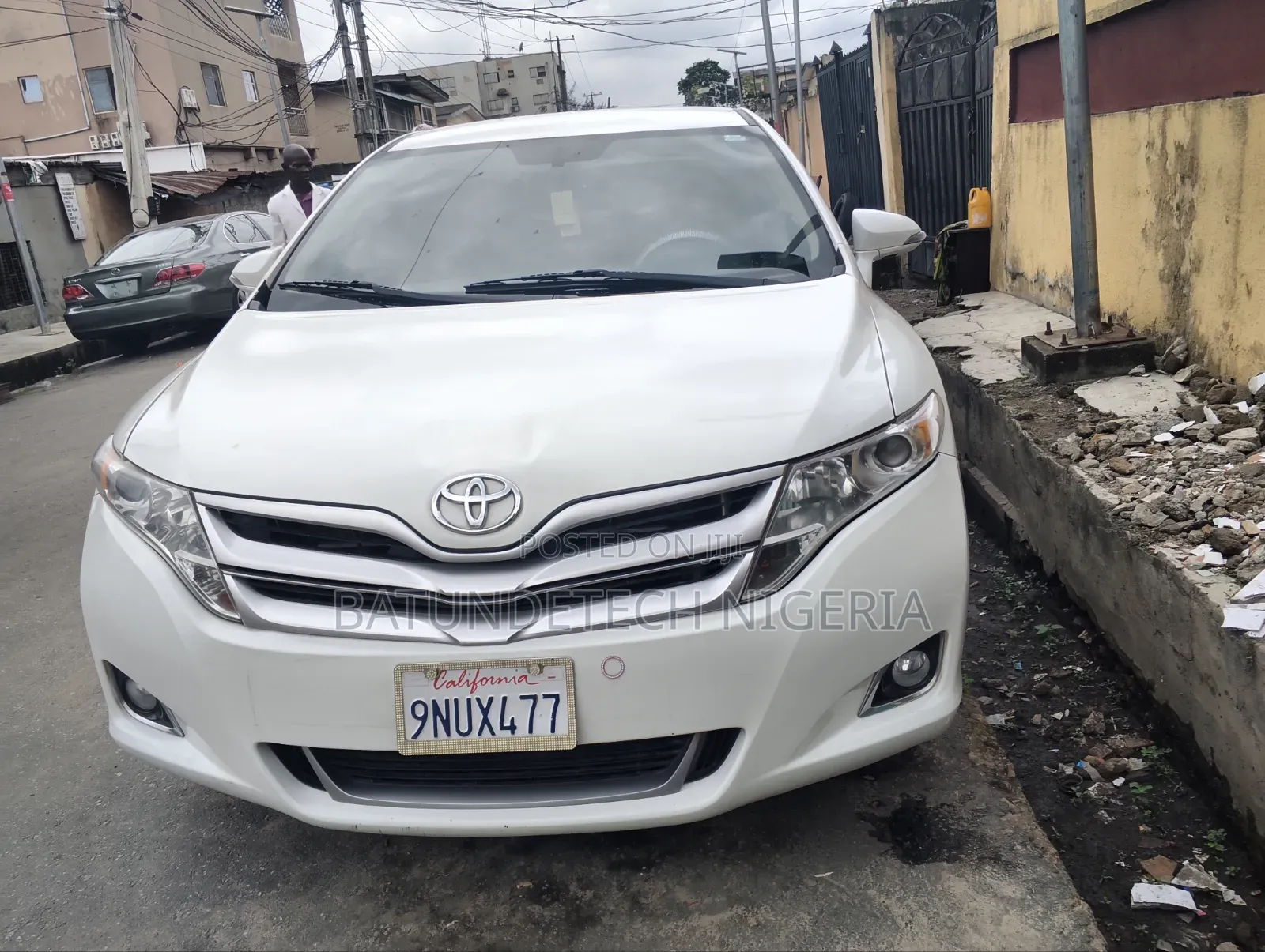 Toyota Avanza 2015 White
