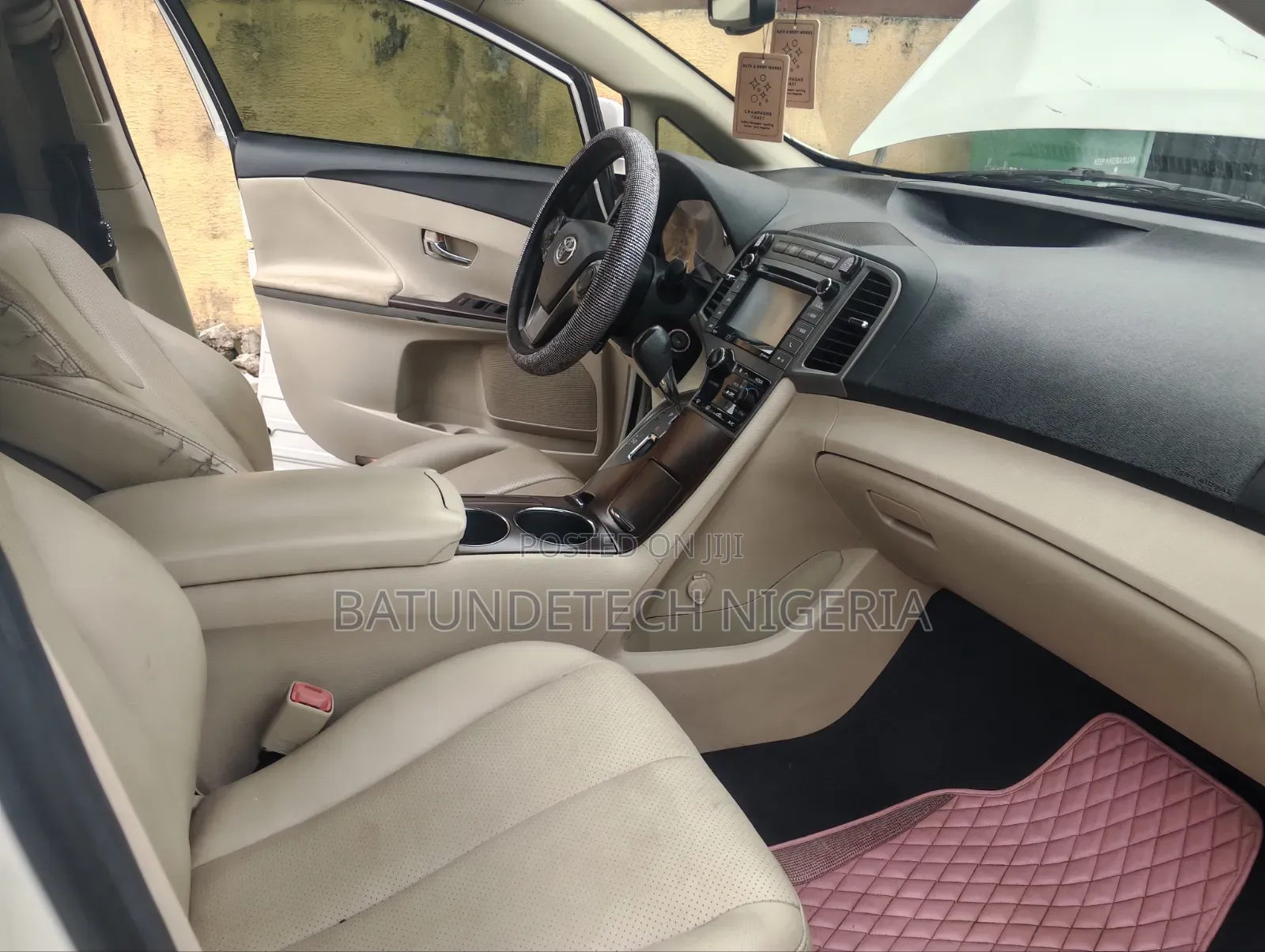 Toyota Avanza 2015 White