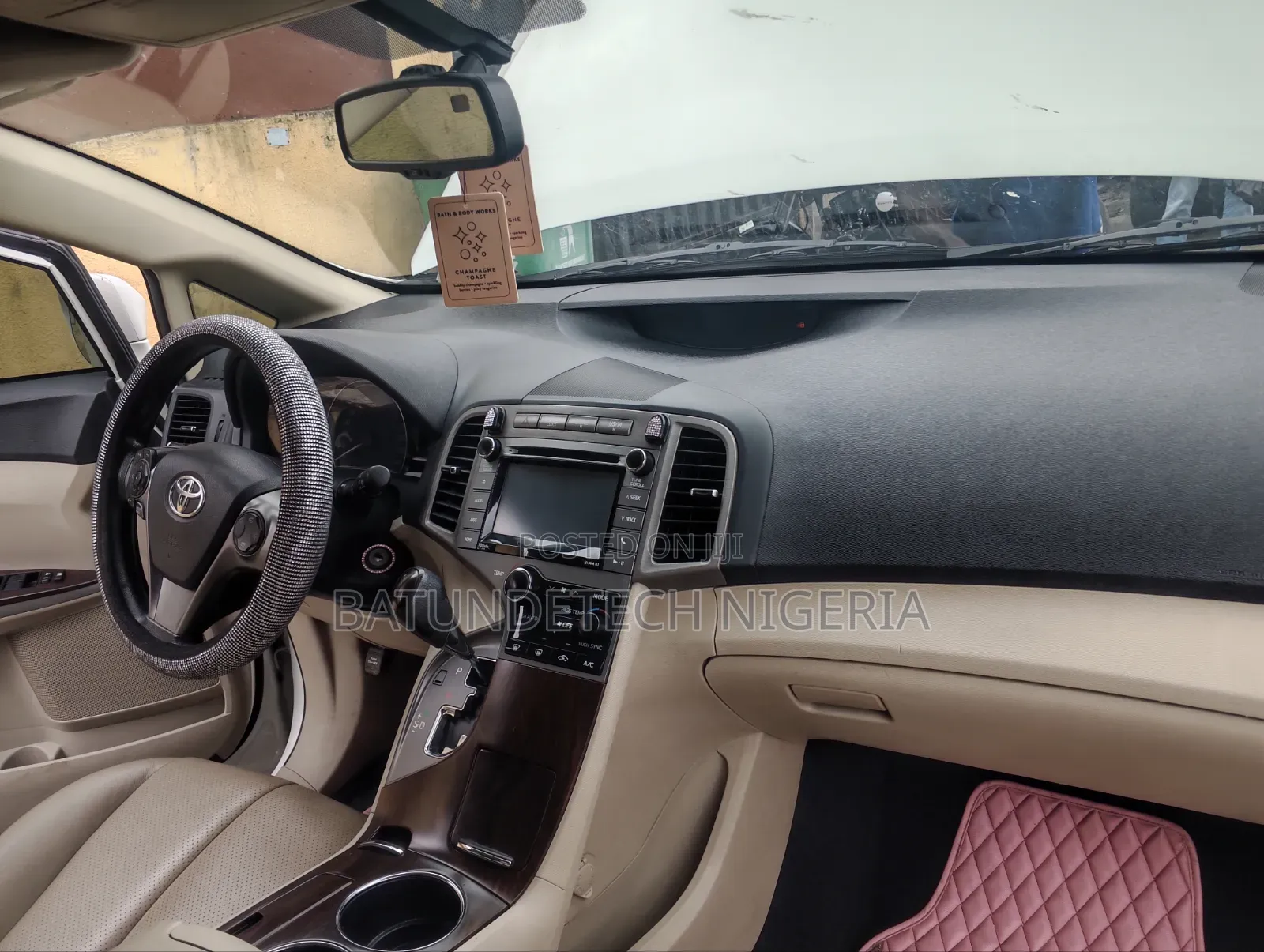 Toyota Avanza 2015 White