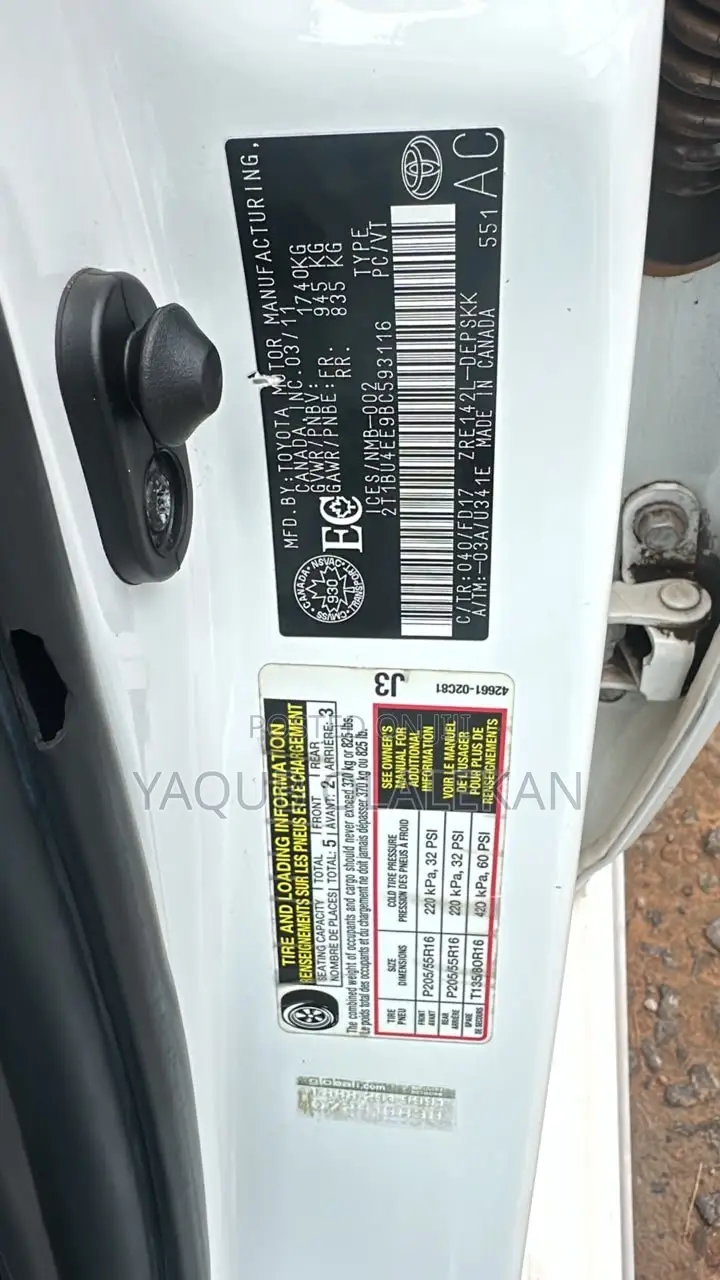 Toyota Corolla 2011 White