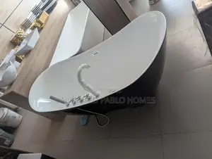 Luxury Free Standing Bathtub