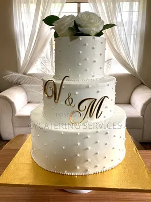 Pocket Friendly Wedding Cake With Touch of Luxury