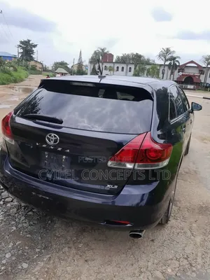 Toyota Venza XLE 2015 Blue